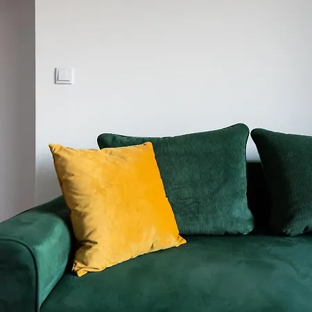 Nova Sfera By Bookinghost